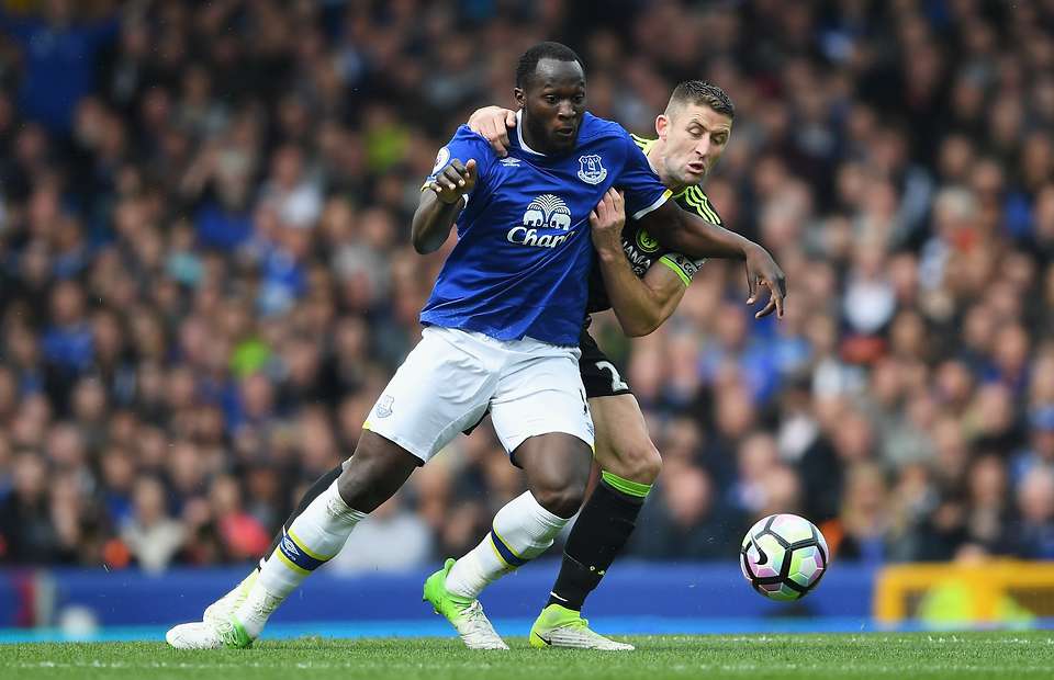Mặc Everton thua thảm, Lukaku vẫn cười đùa với sếp lớn của Chelsea - Bóng Đá