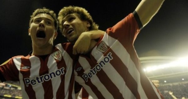 Ander Herrera và Fernando Llorente đều là những người bạn rất thân khi còn chơi trong màu áo của Athletic Bilbao.