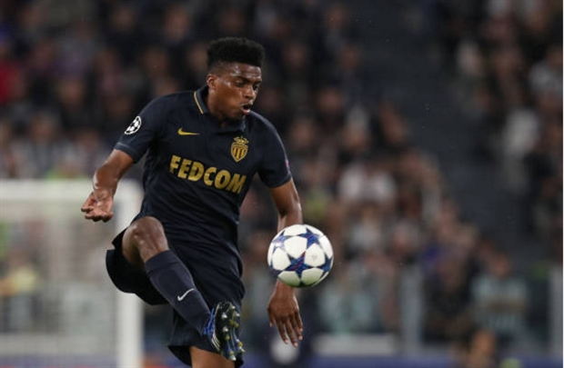 Hậu vệ: Jemerson - 6.3