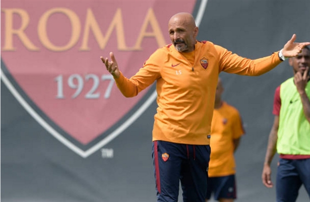 Trước tin đồn bất hòa, Spalletti cười không nổi trên sân tập của Roma - Bóng Đá