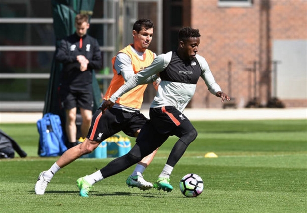 Tuy nhiên Lữ Đoàn Đỏ cũng chỉ đang hơn Man City 1 điểm, dù đã đá hơn 1 trận.