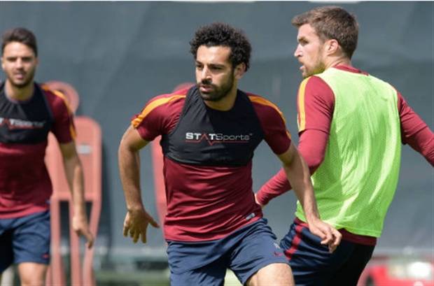 Trước tin đồn bất hòa, Spalletti cười không nổi trên sân tập của Roma - Bóng Đá