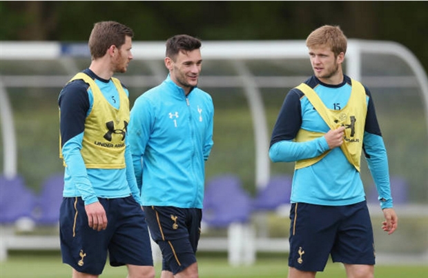 Sau khi Chelsea đã chính thức đăng quang sau thắng 1-0 trước West Brom.