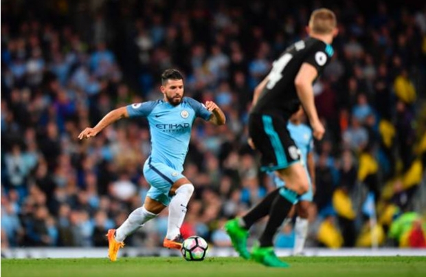 Tiền đạo: S. Agüero - 8.3