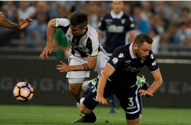 Hậu vệ: S. d. Vrij - 6.2