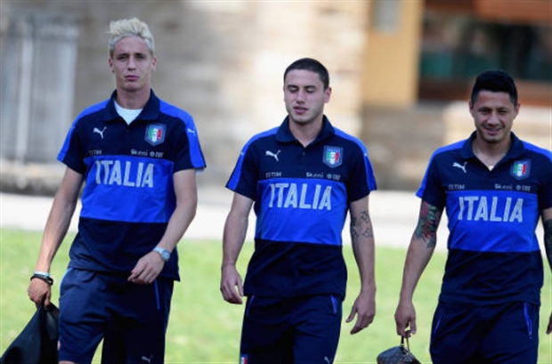 Andrea Conti, Davide Calabria và Gianluca Lapadula.