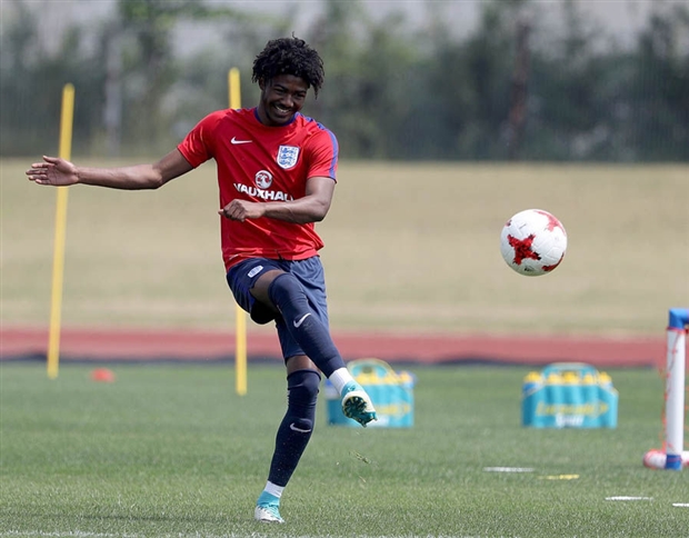 Tài năng trẻ của Arsenal - Ashley Maitland-Niles