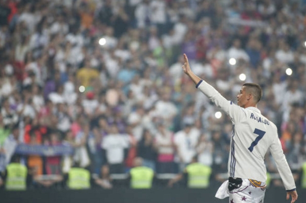 Sau một mùa giải thăng hoa, có lẽ danh hiệu QBV năm nay rất khó thoát khỏi tay Ronaldo.