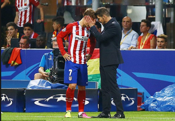 Có vẻ thái độ của Griezmann đối với Varane chính là bắt nguồn từ những thất bại của Atletico trước Real trong mùa này.