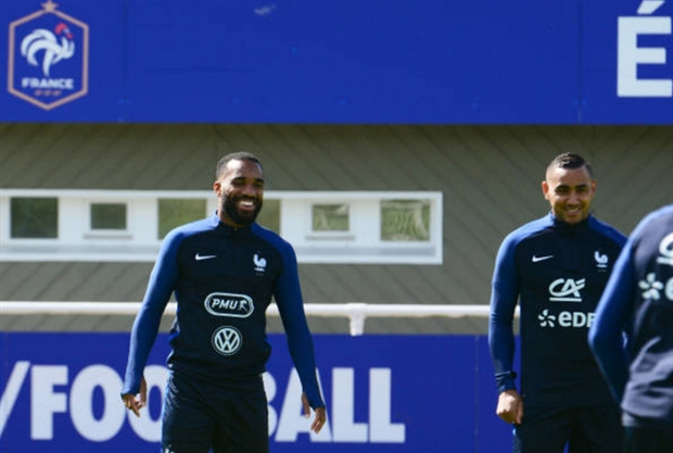 Ngoài ra còn có Lacazette và Payet.