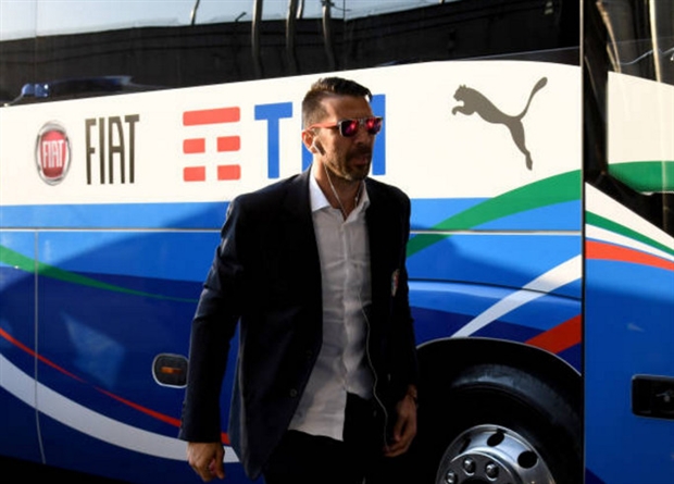 Hiện sau 5 vòng đấu đầu tiên tại bảng G, Italia đang cùng TBN dẫn đầu bảng với cùng 13 điểm.