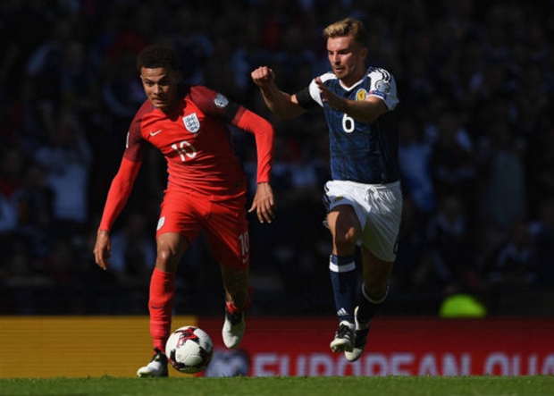 Tiền vệ: D. Alli - 6.6