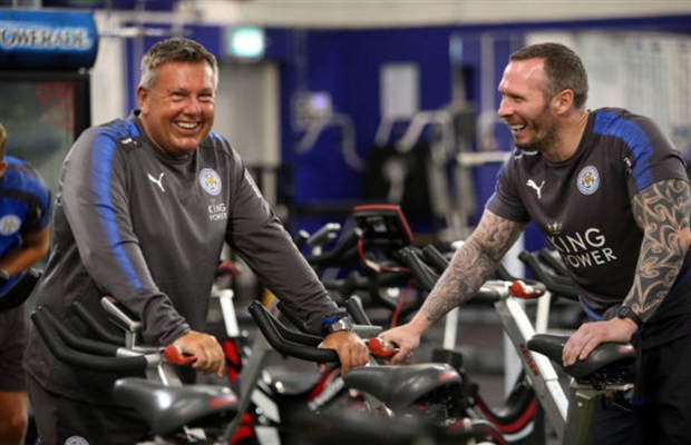 Ông Appleton còn thu hút được sự chú ý bởi những hình xăm chằng chịt trên cơ thể.