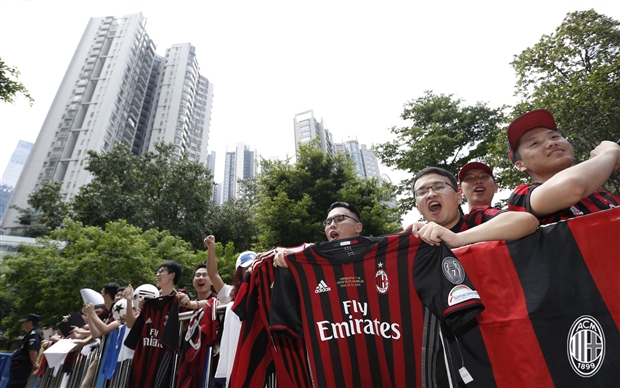 Các cầu thủ AC Milan đã nhận được sự chào đón vô cùng nồng nhiệt tại Trung Quốc.