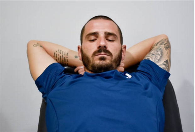 Ngày cuối tại Juventus, Bonucci sống 'riêng một góc trời' - Bóng Đá