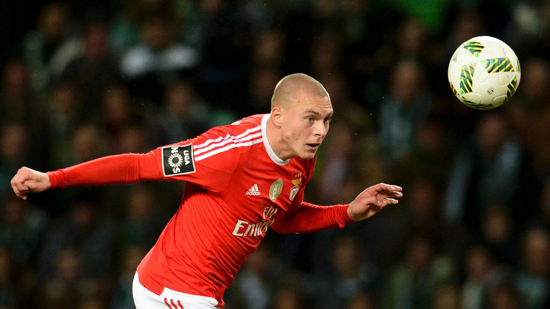 Lindelof tới Man Utd, đội bóng cũ thoát cảnh phá sản - Bóng Đá