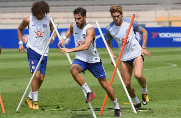 Bị phóng viên 'vây', Conte trút giận lên Morata? - Bóng Đá