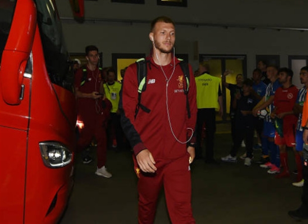 Hậu vệ: Klavan