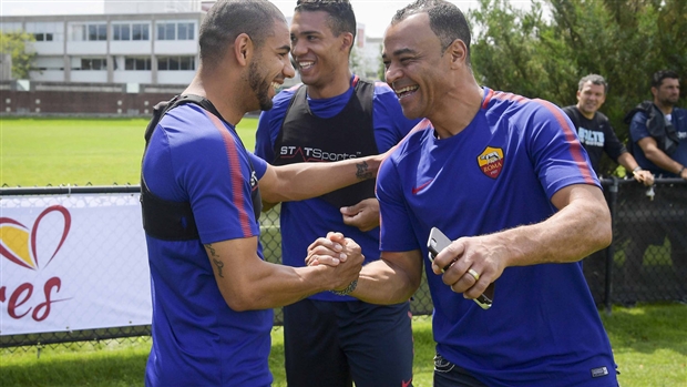 Trước ngày đấu Juventus, Roma được tượng đài Cafu chỉ điểm - Bóng Đá