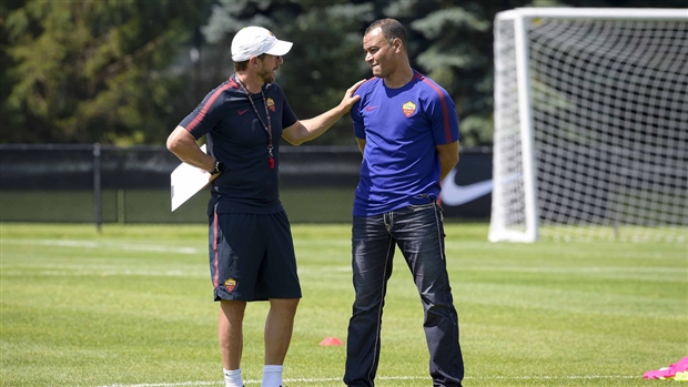 Trong quá khứ, Cafu từng khoảng thời gian 6 năm thi đấu trong màu áo Roma (1997–2003)