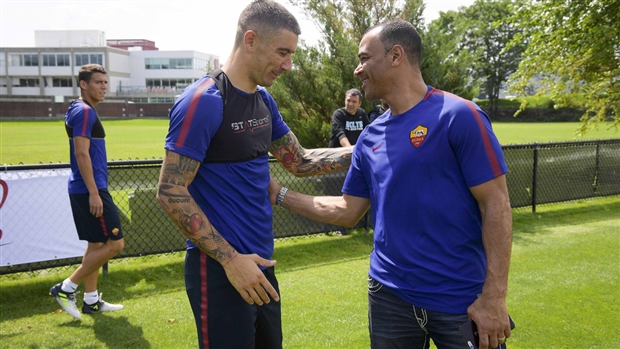 Ông cũng đã chia sẻ không ít kinh nghiệm cho lớp hậu bối.