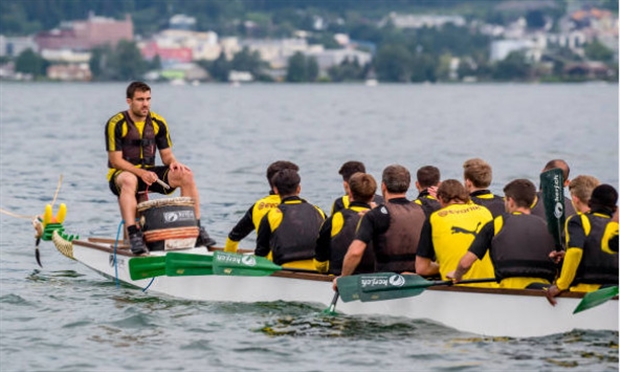 Chán chơi bóng, sao Dortmund rủ nhau đi đua thuyền - Bóng Đá
