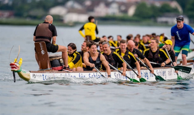 Chán chơi bóng, sao Dortmund rủ nhau đi đua thuyền - Bóng Đá