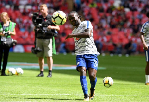 Khi mà họ đang phải đối mặt với rất nhiều sức ép sau khi thể hiện một bộ mặt nghèo nàn ở lượt trận giao hữu.