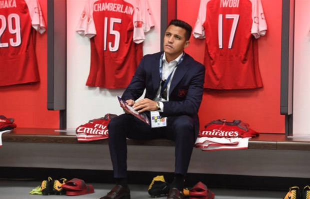 Sanchez đầy căng thẳng trước thềm Community Shield - Bóng Đá