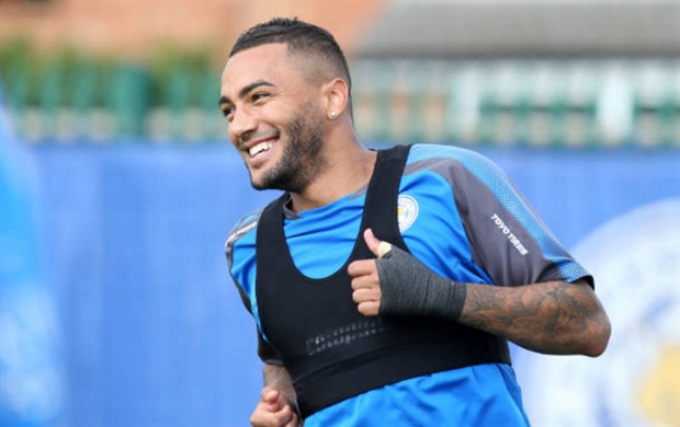 Bị Roma từ chối, Mahrez 'hết ga' trên sân tập của Leicester - Bóng Đá