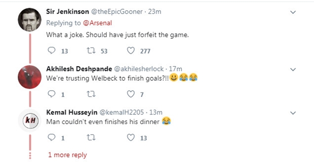 NHM Arsenal không thể tin được một cầu thủ đang có phong độ không tốt như Welbeck lại có thể được ra sân ngay từ đầu ở một trận đấu quan trọng như hôm nay.