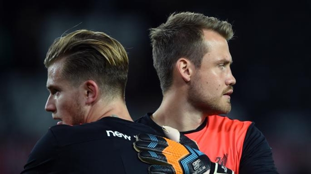 Trong chiến thắng 4-0 trước Arsenal của Liverpool vừa qua, Mignolet bất ngờ bị loại khỏi đội hình để nhường chỗ cho Loris Karius.