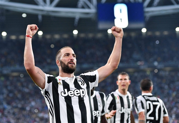 Trung phong: Higuain