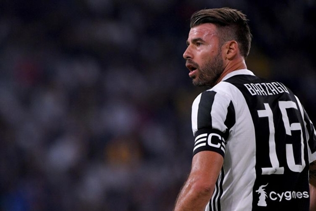 Trung vệ: Barzagli