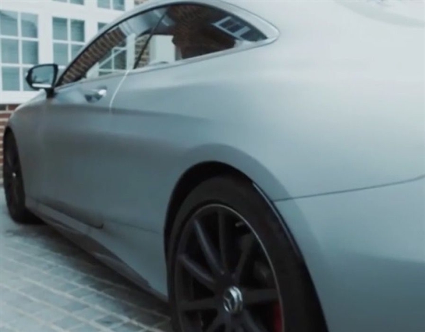 Mesut Ozil lần đầu khoe nhà tại London - Bóng Đá