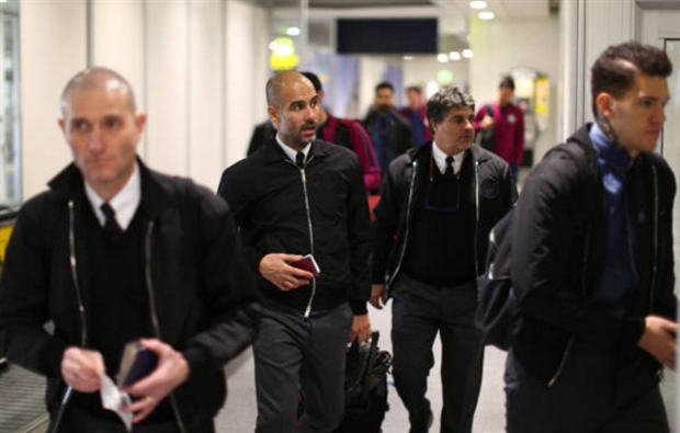 HLV Guardiola, người đứng sau phong độ hủy diệt của Man City mùa này.