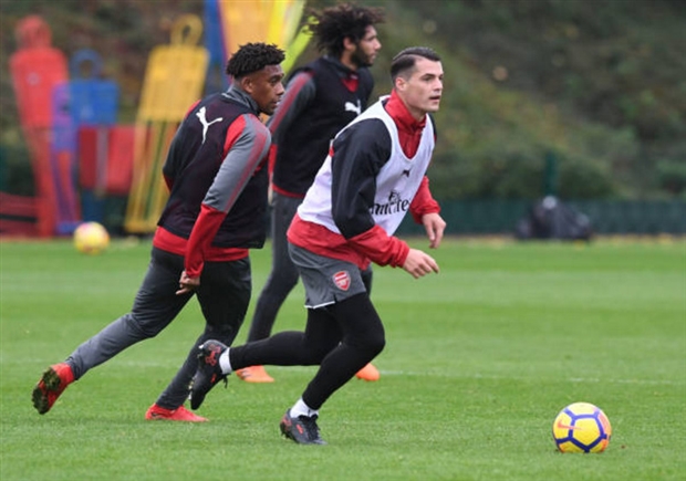 Dường như các học trò của Wenger đang rất nỗ lực để quên đi trận hòa đầy thất vọng trước Red Star Belgrade hồi giữa tuần.