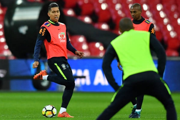 Neymar bị 'triệt hạ', Coutinho nóng lòng chờ ngày trở lại - Bóng Đá