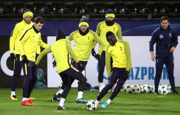 Lý do vô cùng đơn giản đó là vì họ không muốn để Real có cơ hội giành lấy ngôi đầu tại bảng H.