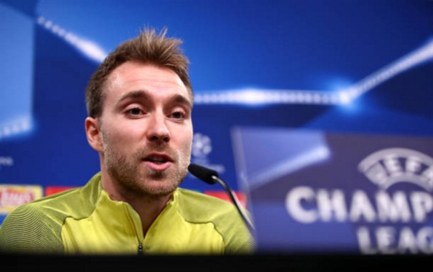 Gà Trống vẫn đang quyết tâm giành được 3 điểm trong chuyến làm khách tới nước Đức.