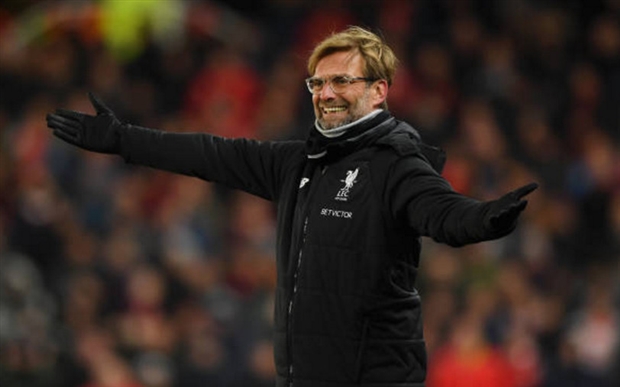 Xuất phát mà không có Salah, Coutinho, Henderson,... nhưng The Kop vẫn có được thắng lợi 3-0 nhẹ nhàng trước Stoke.