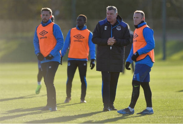 Sau 14 vòng đấu, Everton đang xếp tận vị trí thứ 13 tại Premier League.