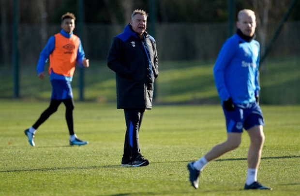 Ông sẽ cùng Everton có tiếp đón Huddersfield trên sân nhà.