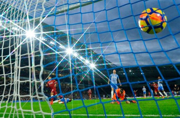 Sau đó Firmino cũng đã nhận được một pha kiến tạo khác từ Salah để hoàn tất cú đúp của mình trận này.