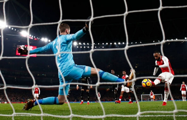 Theo thống kê thủ thành người Tây Ban Nha đã có tổng cộng 14 pha cứu thua cho Man Utd ở trận đấu này.