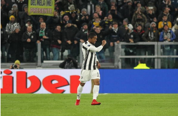 Chơi thiếu Fair-play, Juventus tiến vào bán kết Coppa Italia - Bóng Đá