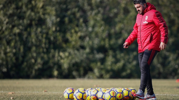 Gattuso mặt đầy cau có trong ngày trở lại Milan - Bóng Đá