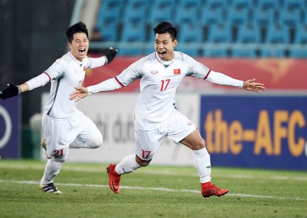 Vũ Văn Thanh là người thực hiện thành công quả sút quả 11m cuối cùng giúp U23 Việt Nam đi vào lịch sử bóng đá châu Á.