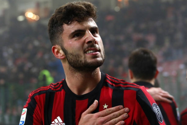 Cutrone dùng tay ghi bàn vào lưới Lazio, Milan tiếp tục mạch hồi sinh - Bóng Đá