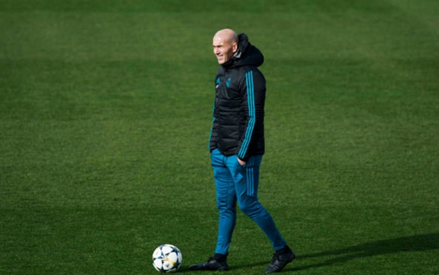 Zidane nhẹ người trước áp lực phải thắng tại Champions League - Bóng Đá